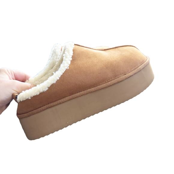 Old Navy ON Faux Sherpa Lined Platform Slippers Slip On Chestnut NWT Size 9 NEW - Picture 1 of 9